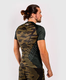 Rash Guard - Venum - 'Contender 5.0' - Khaki Camo - Lyhythihainen