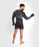 Rash guard - Venum - Okinawa 3.0 - Pitkä hihainen - Musta / Punainen