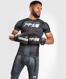 Rashguard - Venum - Okinawa 3.0 - Lyhyt hihainen - Musta / Punainen