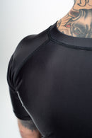 Rash Guard - Nippon Sport - 'Classic' - Lyhythihainen - Musta