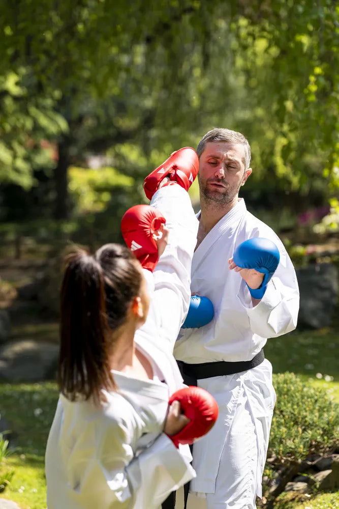 Karate otteluhanskat - Adidas - WKF, Sininen