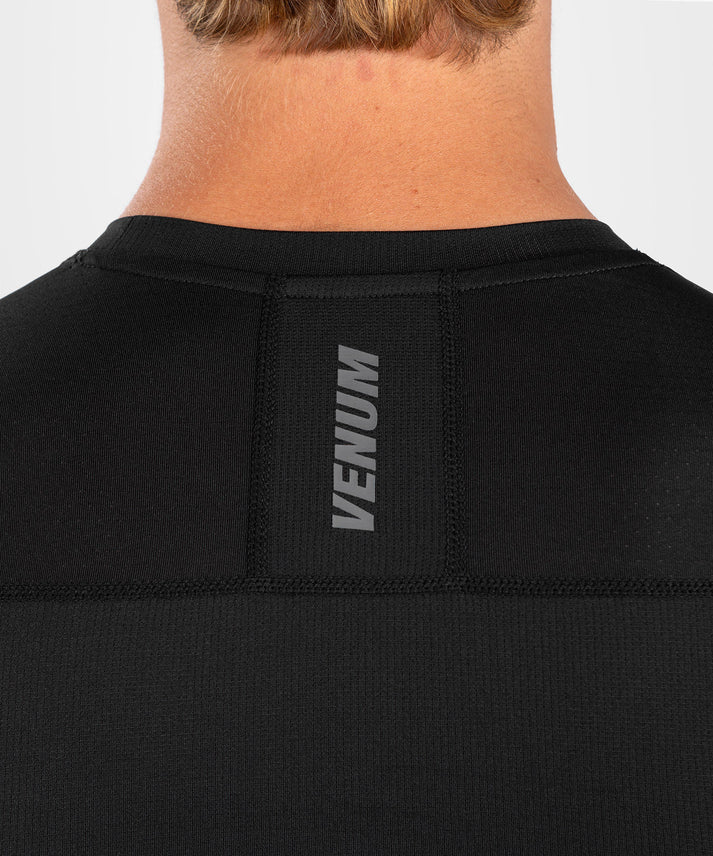 Rash Guard - Venum - 'G-Fit Air' - Lyhythihainen - Musta