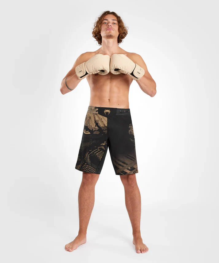 Fightshorts - Venum - 'Gorilla Jungle' - Musta/Hiekka