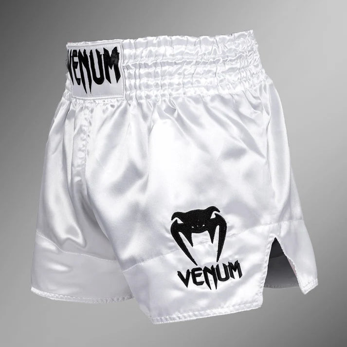 Muay Thai-Shortsit -  Venum - Classic, Valkoinen/Musta
