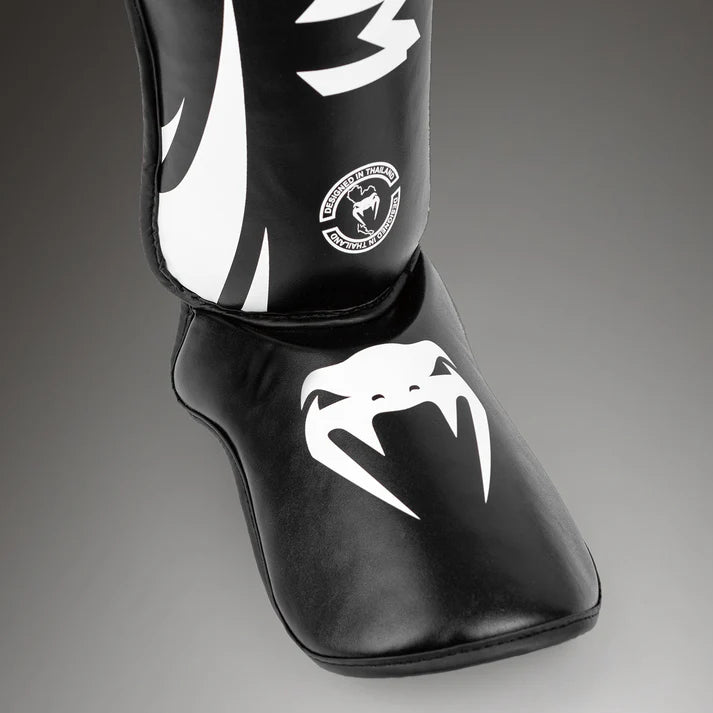 Jalka- ja säärisuoja - Venum - Challenger, Musta/Valkoinen