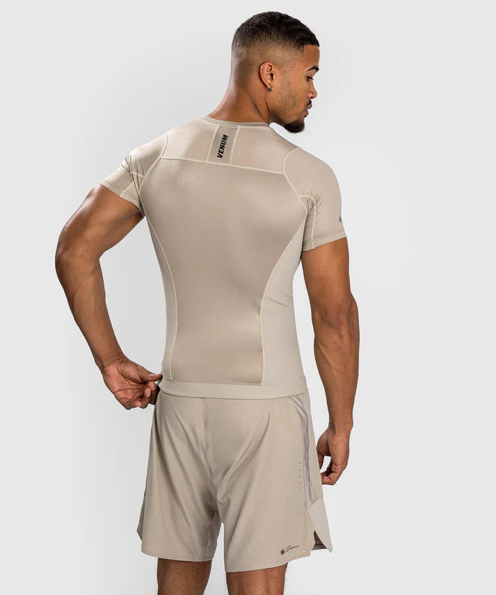 Rash Guard - Venum - 'G-Fit Air' - Lyhythihainen - Hiekka