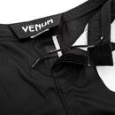 MMA-Shortsit - Venum Light - '3.0 Fightshorts' - Musta-Valkoinen