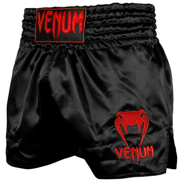 Muay Thai-Shortsit - Venum - 'Classic' - Musta-Punainen